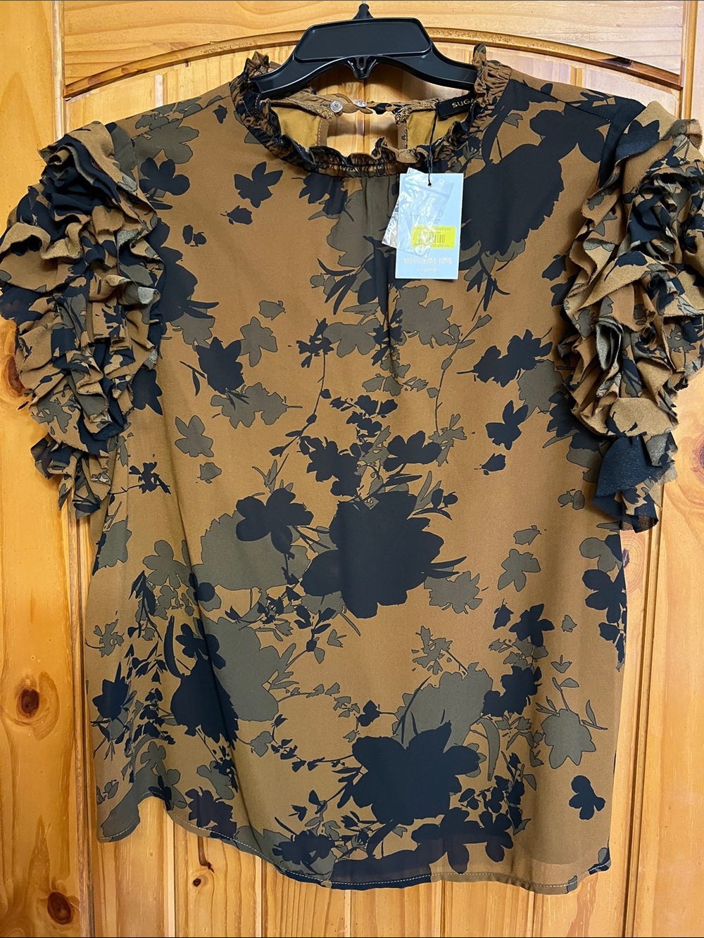 Sugarlips Brown Floral Ruffle Sleeve Blouse - Picture 2 of 3